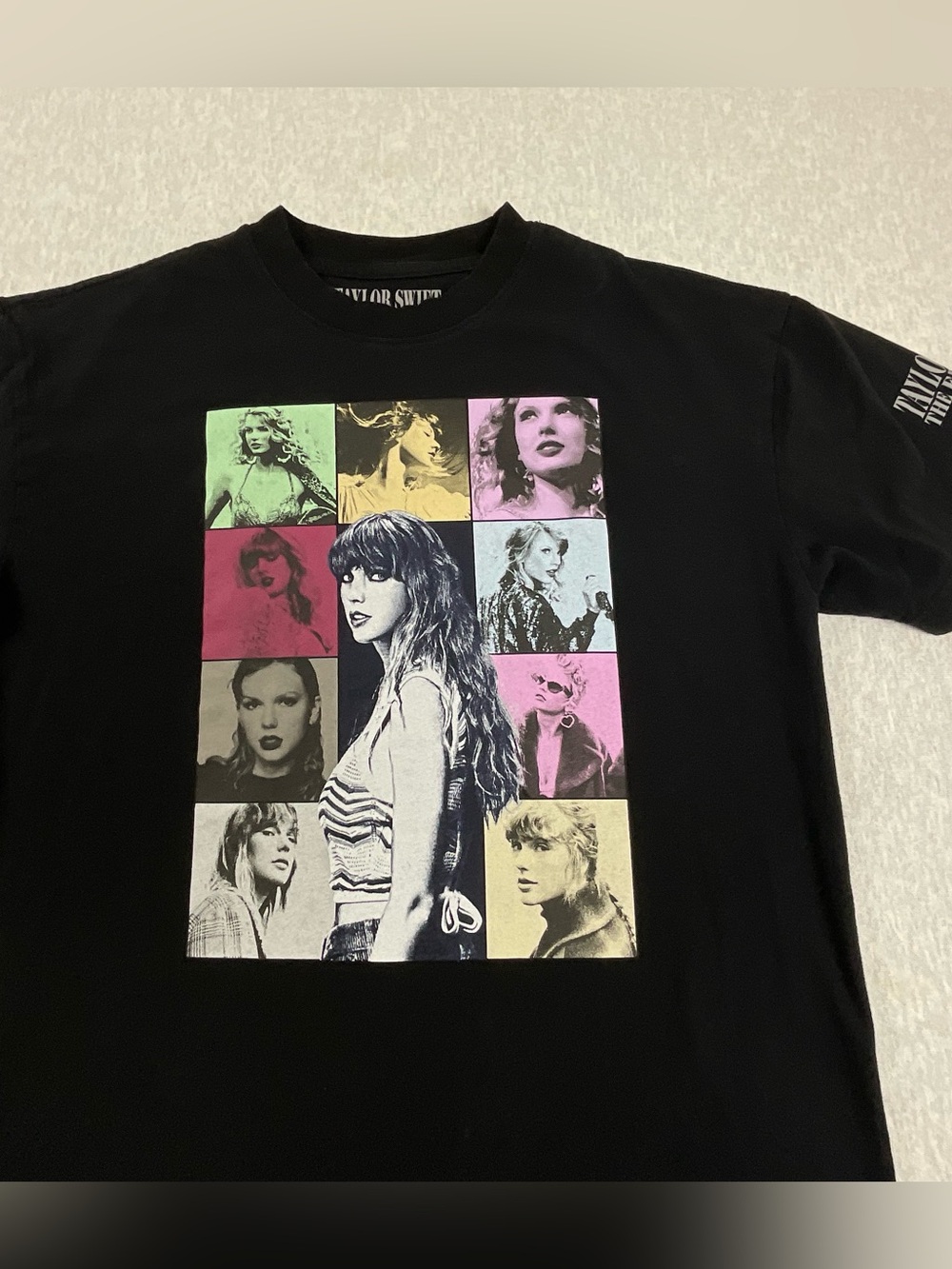 Taylor Swift The Eras Tour T-Shirt Women’s Small Crew Neck Big Graphics Black